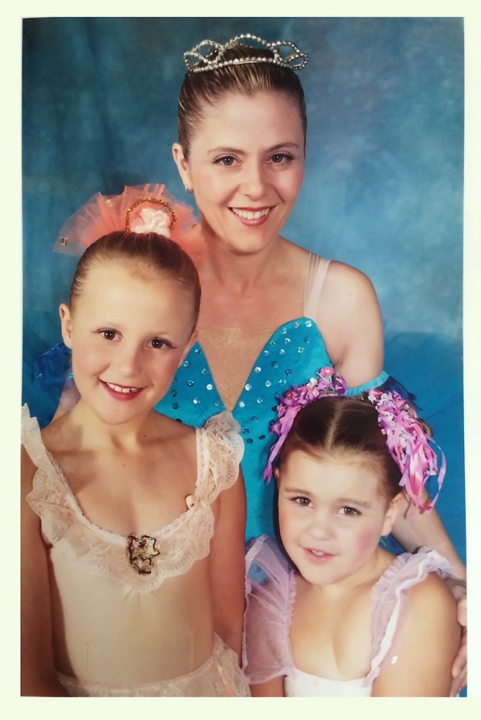 Ballet photo mother and daughters