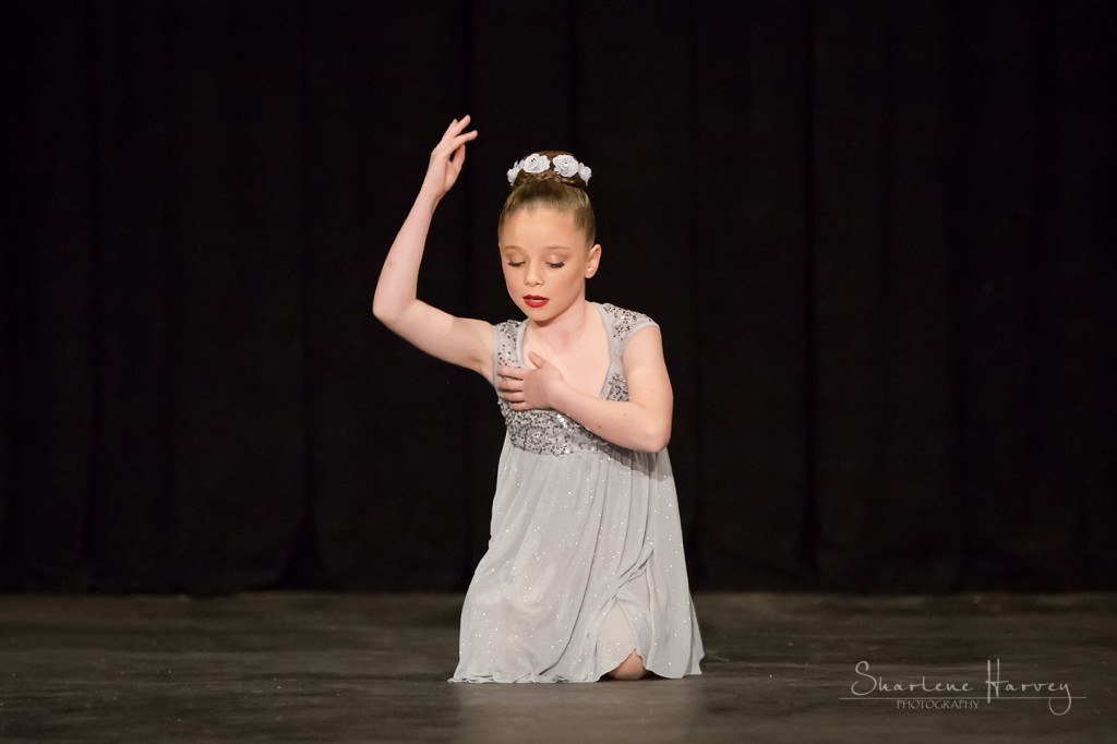 ballet dancer at choreographics competition